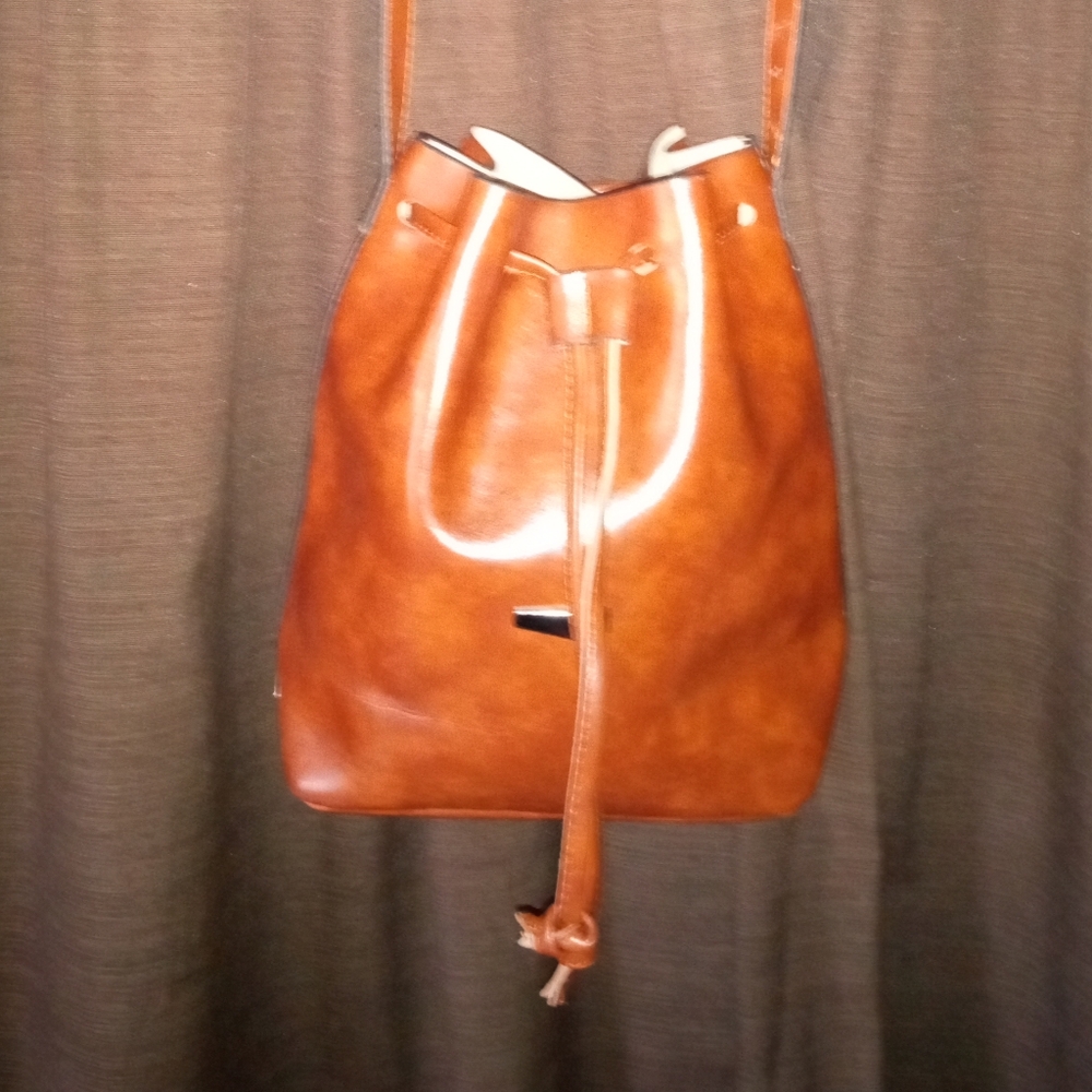 Classic Brown Leather Drawstring Bucket Bag